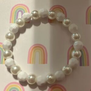 White bead bracelet